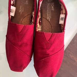 Toms Red Women's Flats